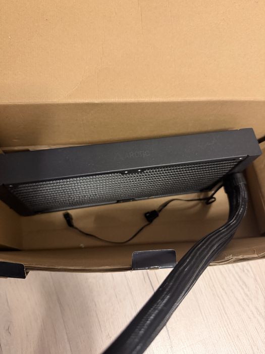 Cooler artic liquid cooler III 240 AIO fara ventilatoare