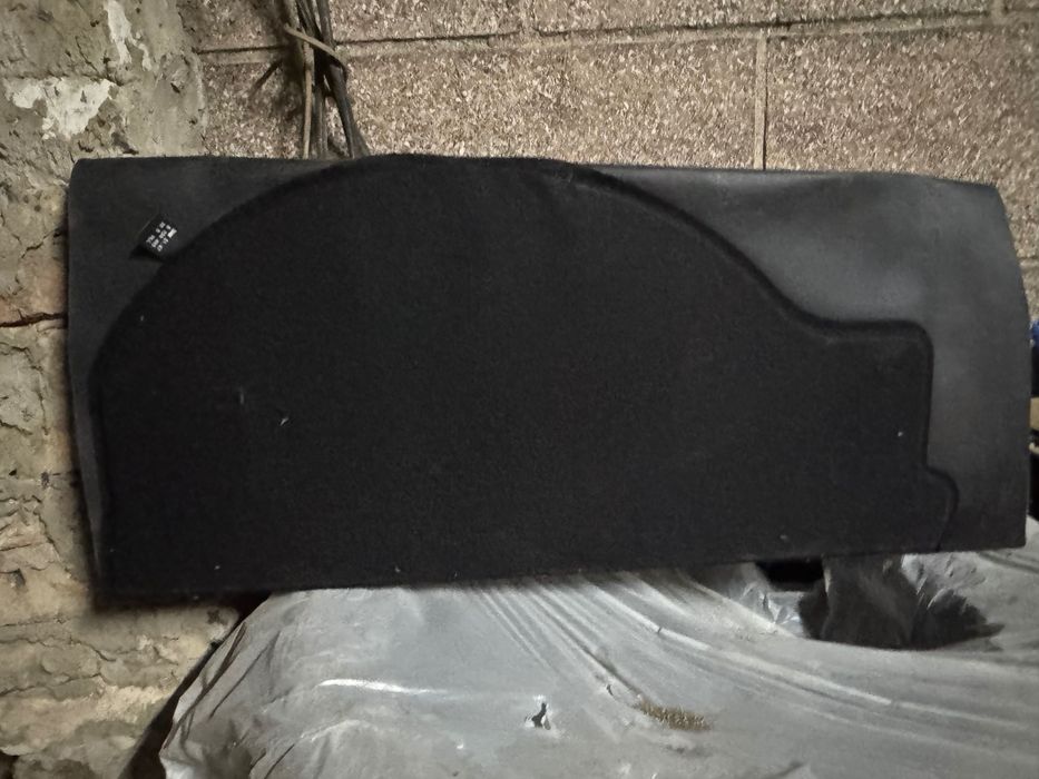 Продам полку полик багажника бмв е39