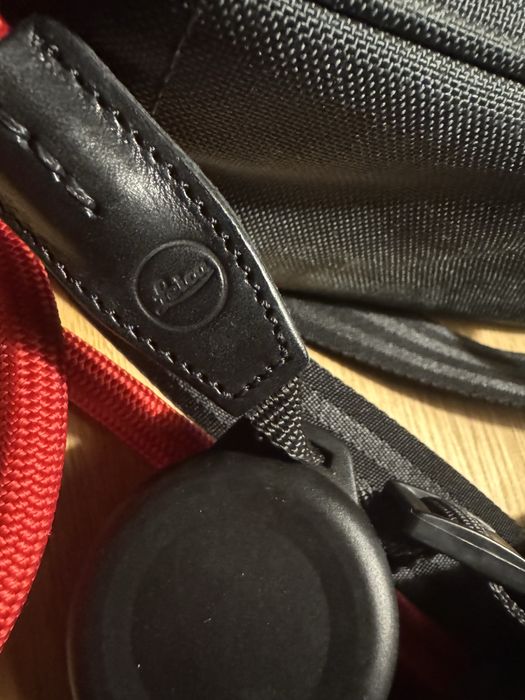 binoclu Leica Noctivid 8x42