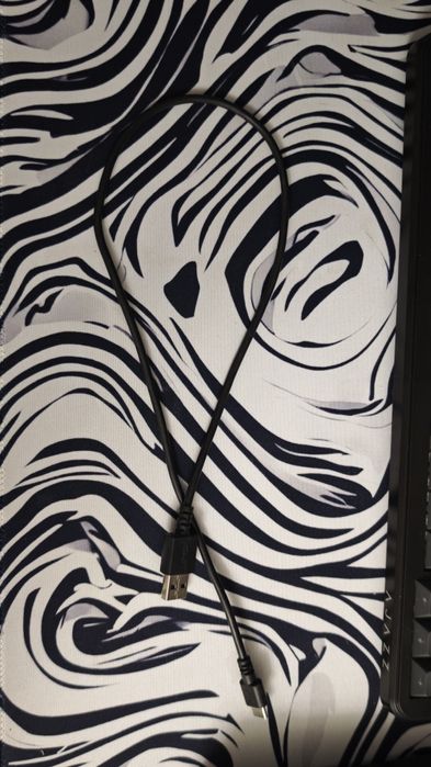 Продам клавиатуру Ardor Patron 75