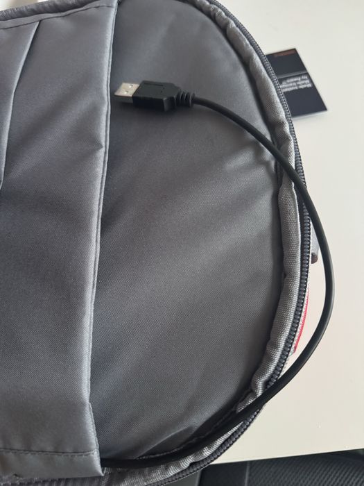 Rucsac laptop antifurt protectie RFID port USB rezistent la apa NOU