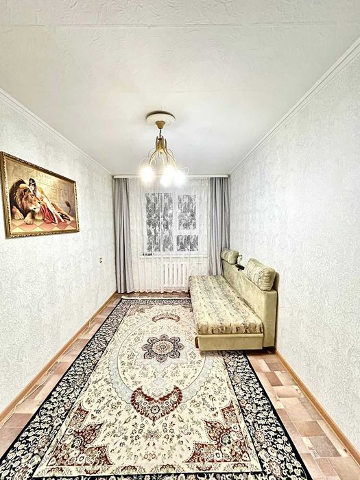 Продаётся 4 комн квартира