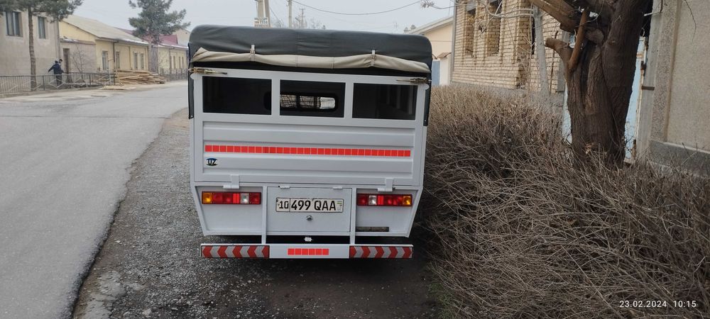 Волга пикап 31105