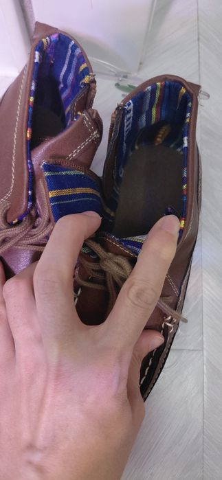 Ботинки от Carter's демисезонка 33 размера, новые