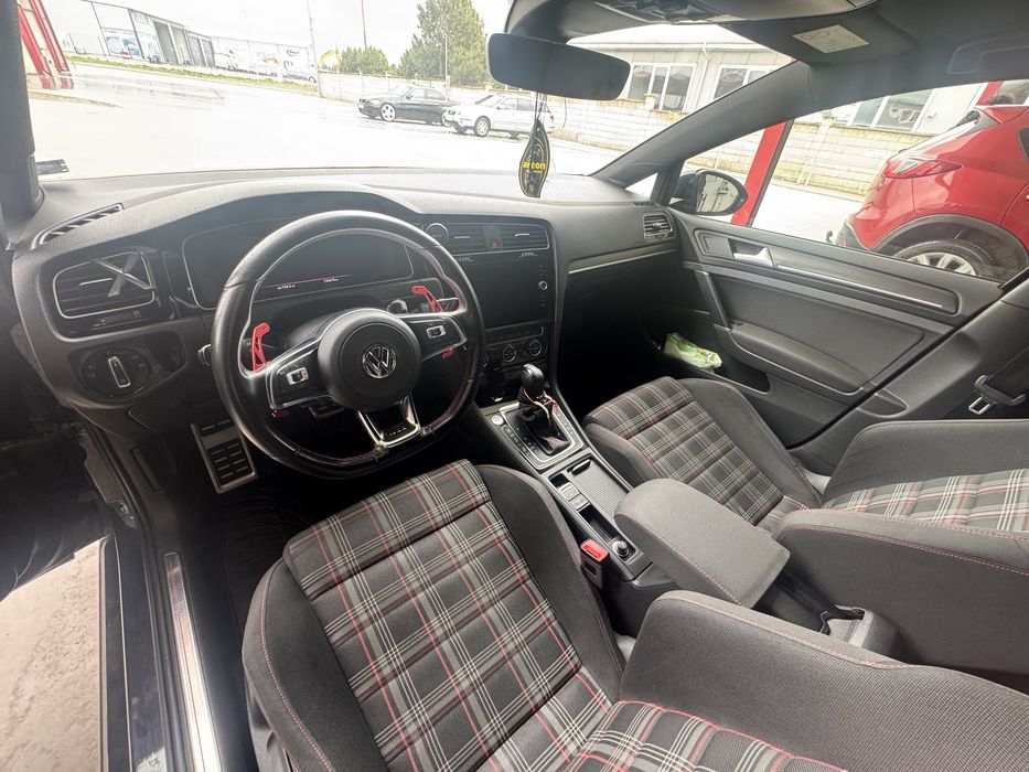 vw golf 7.5. GTI