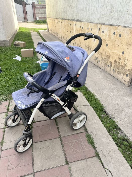 Коляска в отличном состояний!