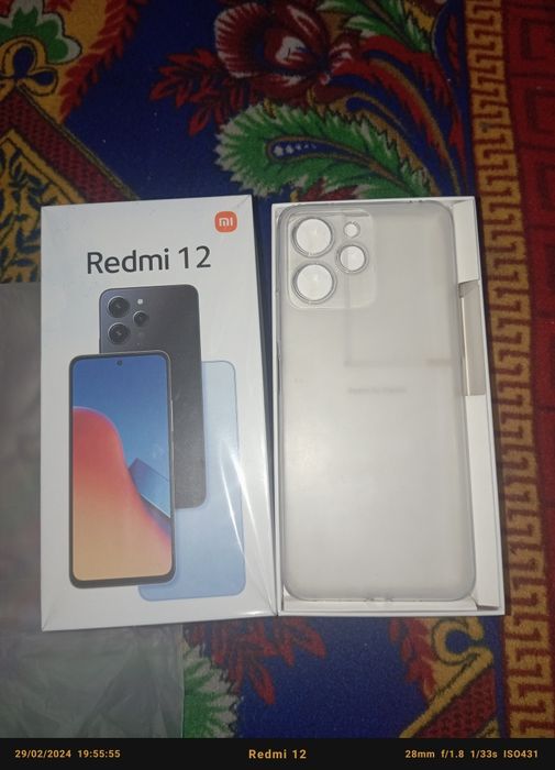 Telfon yaxshi axvolda va yangidek