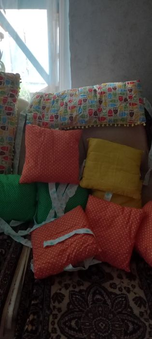 Бортики для детских кроваток