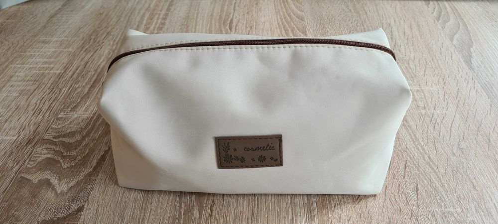 Козметични чантички
