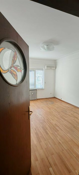 Продава се Офис в София, Център - 171 кв.м за 1983 €/кв.м - Снимка #1