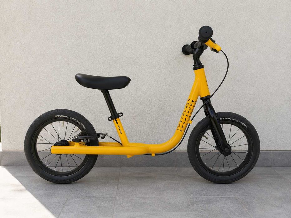 Bicicletă fără pedale DECATHLON galbena copii 85-105 cm - stare excelenta noua