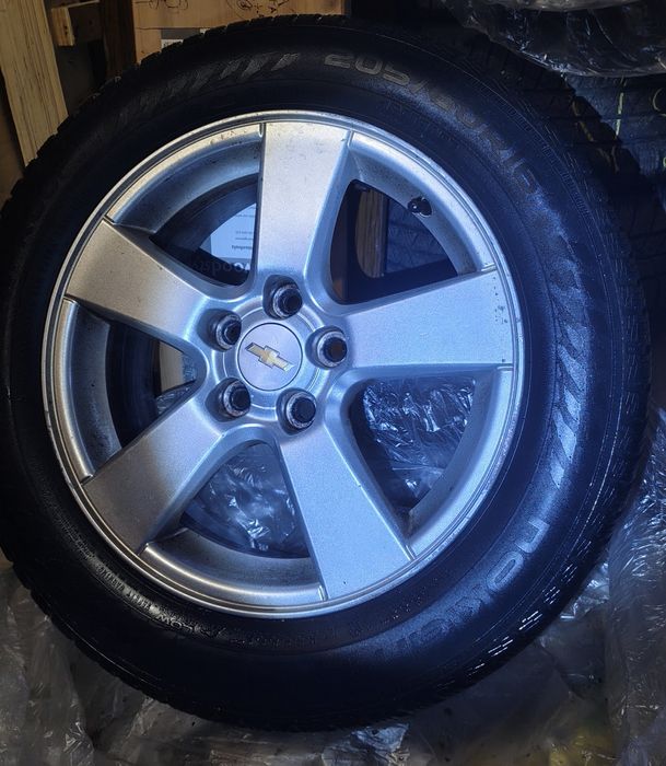 Джанти със зимни гуми за Шевролет и Опел 16 цола