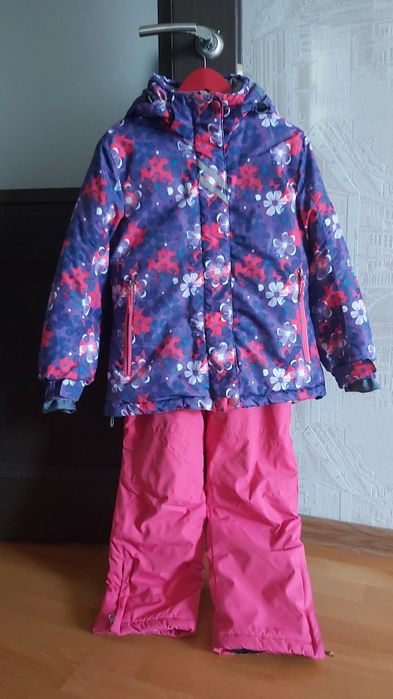 Костюм зимний на девочку 6-7 лет