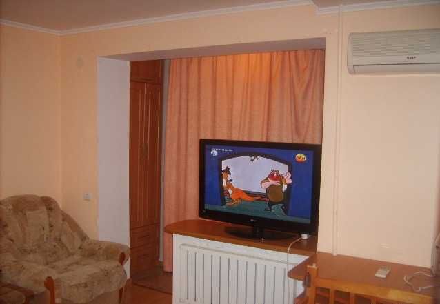 Сдам 1 комн. кв по ул.Маяковского-Чкалова ,КЖБИ,гор вода