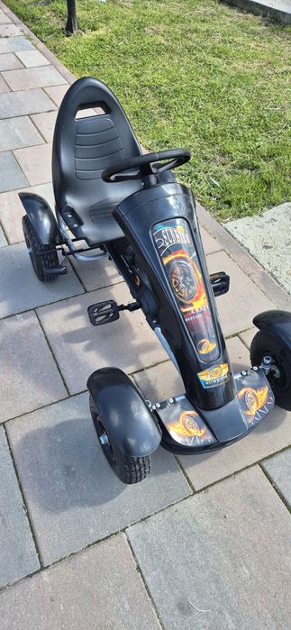 Kart cu pedale F618 Air negru Kidscare