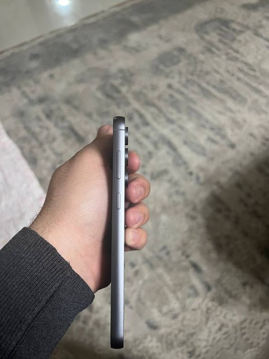 Samsung S23 FE xolati zor