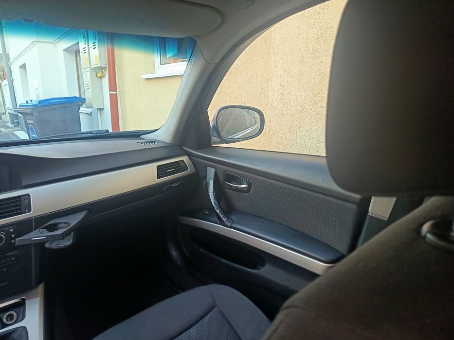 Vând BMW Seria3,an fabricație 2011