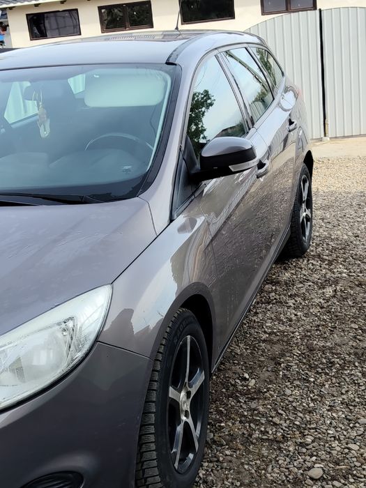 FORD Focus 2011 — imagine 2