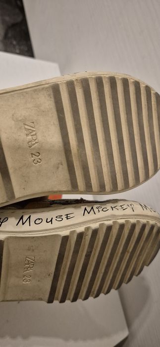 Детски обувки ,различни размери -22,23