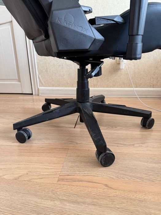 Игровое кресло новое