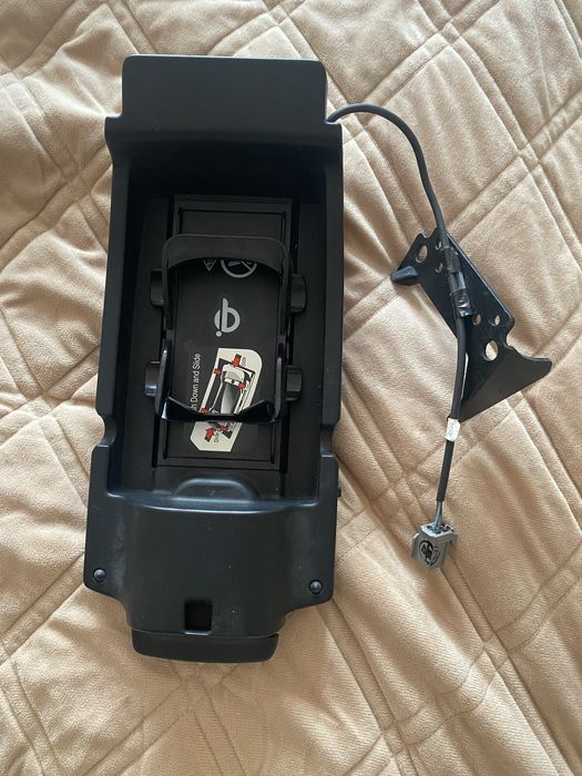 Безжично зарядно за Jeep Cherokee kl