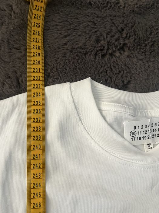 Tricou Maison Margiela Efect Blurat Marimea S Swag Y2K