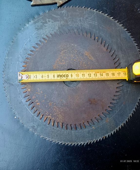 Пилы для циркулярного станка. Фреза. Ножи для электро фуганка