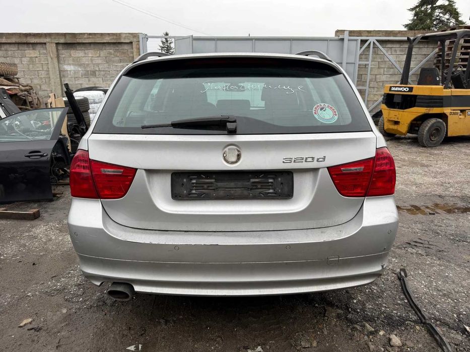 BMW 320 177 кс на части