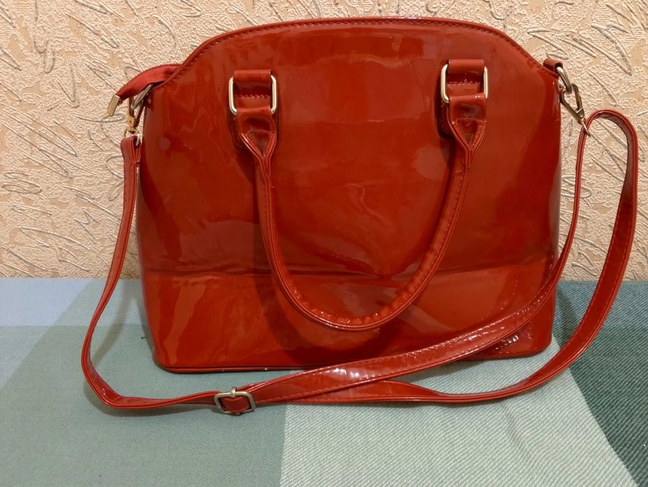 Лакированные сумки. Любая сумка - 50000 сум!