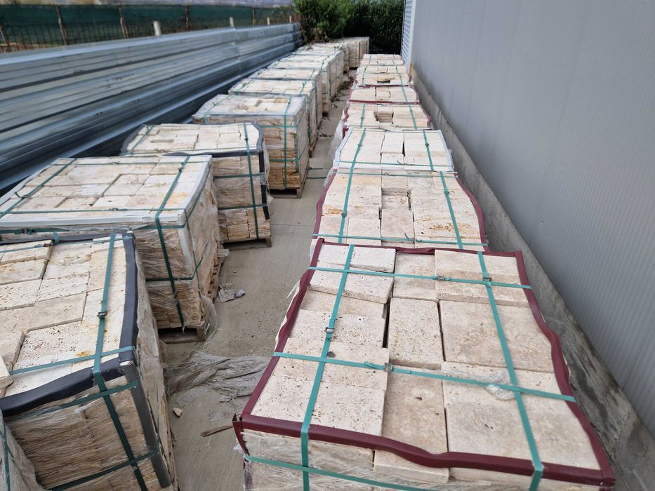 Травертин 3 см - 24 Евро кв.м с ДДС. 40х20 и 20/20 за външна настилка