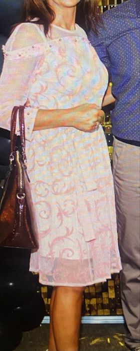 Рокля с тюл- М размер