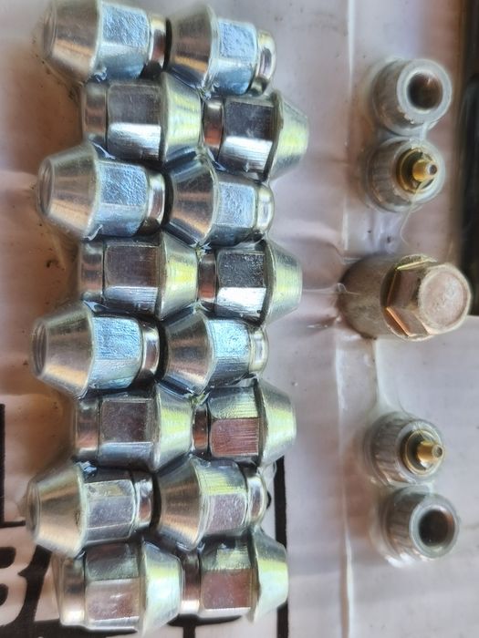 Piulițe  jante noi M12×1.5. М12×1.25 Ford, Volvo, Opel,Hyundai,Mazda,Mitsubishi