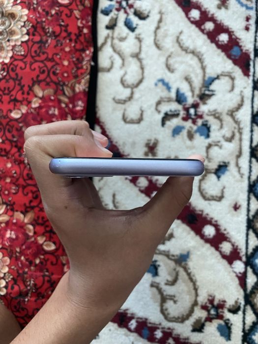 Iphone 11 в идеальном состояние