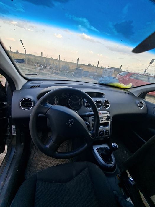 Peugeot 308  на части