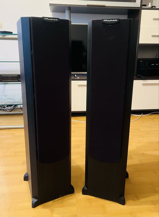 Boxe de podea Wharfedale VR 40