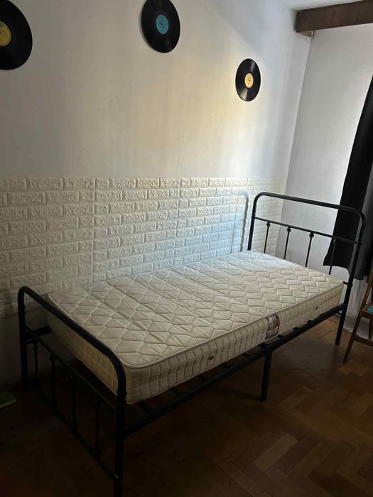 Pat cu saltea 90x 200