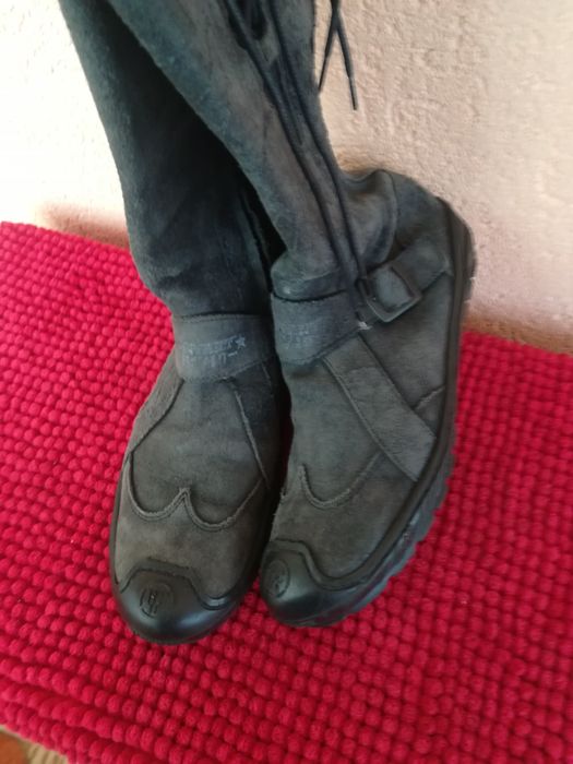 Cizme piele întoarsă nr 38 dama District