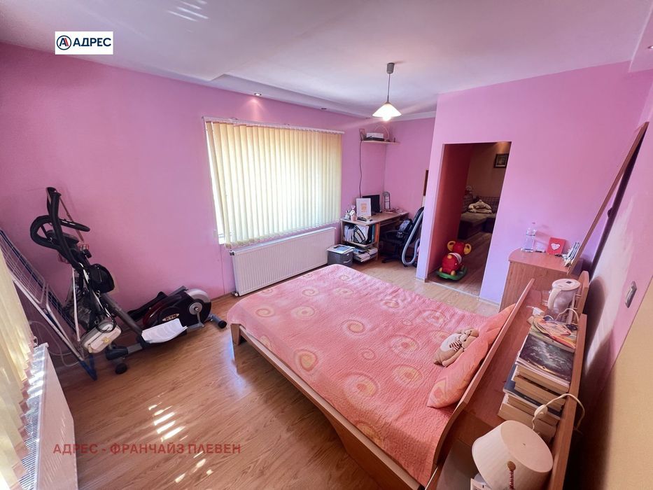 Продава се Етаж от къща в Плевен, Широк център - 115 кв.м за 1374 €/кв.м - Снимка #5