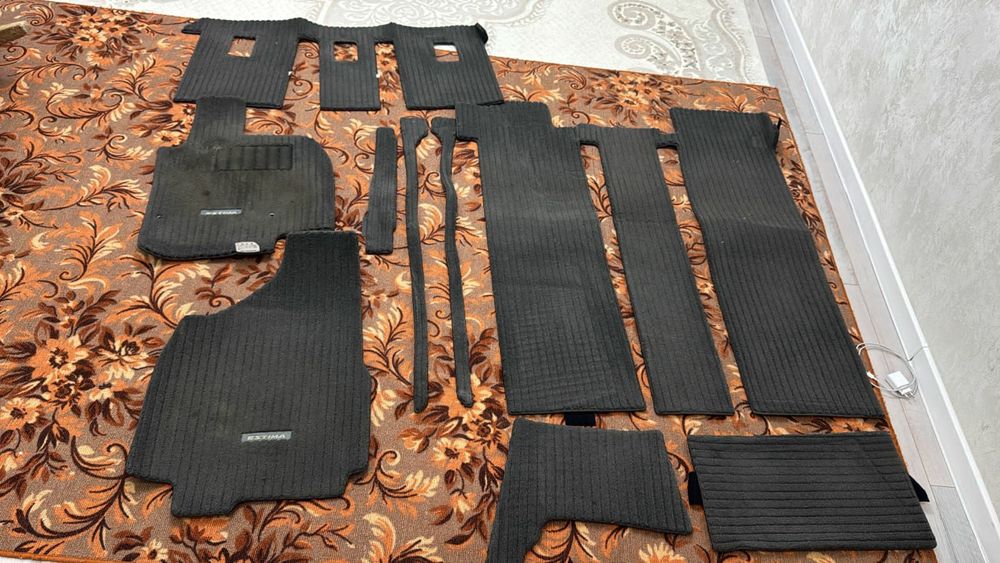 Продам полик  оргинальная на Естима