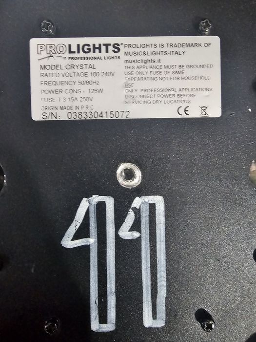 Vand set de 4 Spot-uri cu led +flightcase