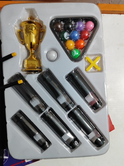 Игрушка бильярд.