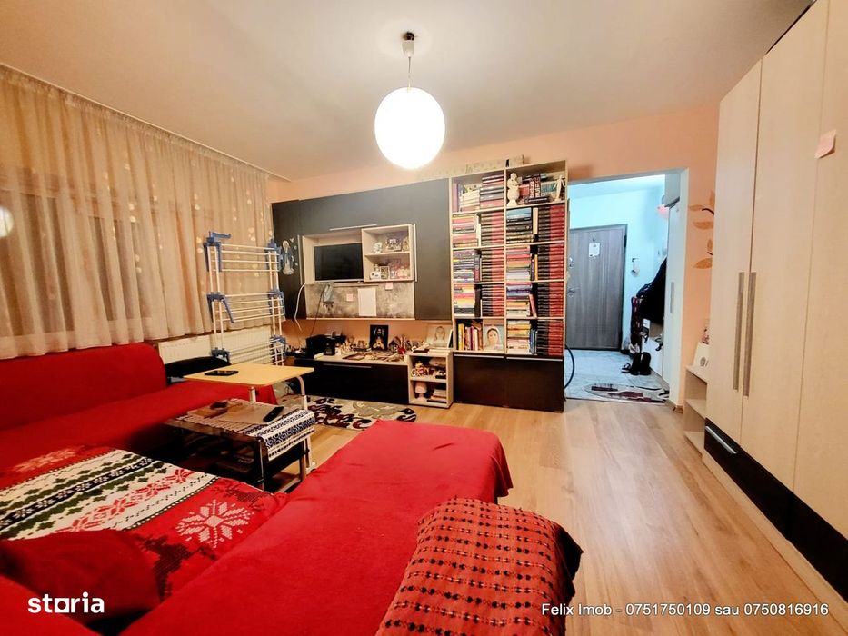 Apartament cu doua camere la parter inalt, bucatarie mare - Republicii — fotografia 3