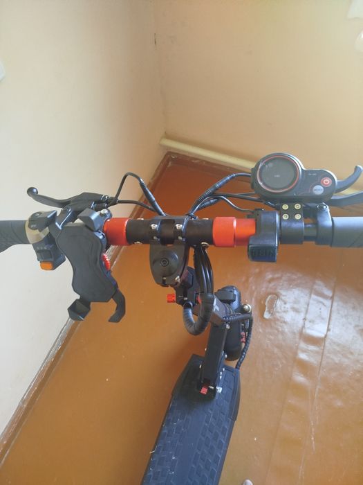 samakat elektron drongo