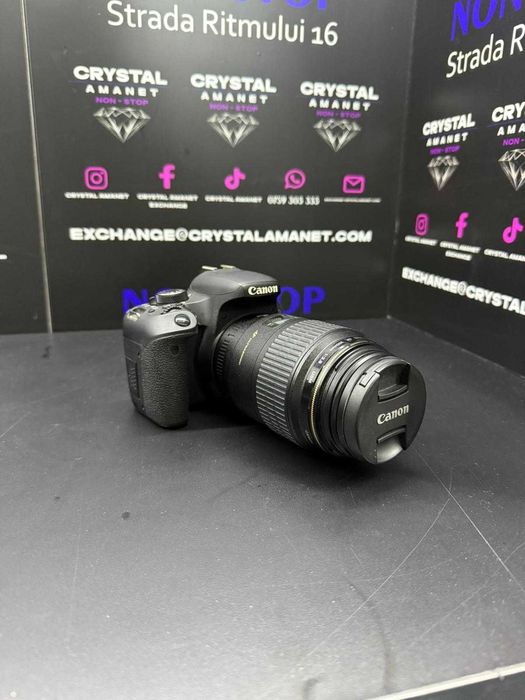 Canon EOS 800D + Obiectiv Canon Ultrasonic 100mm