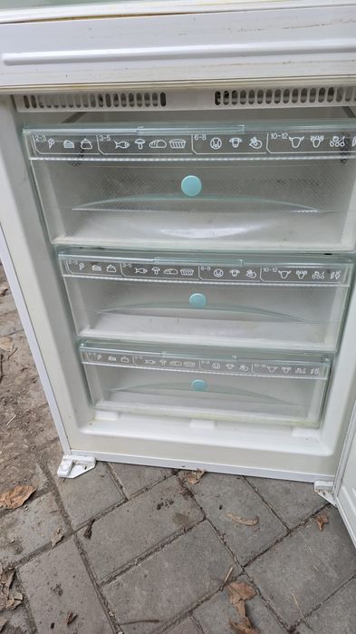 Встроенный холодильник Miele