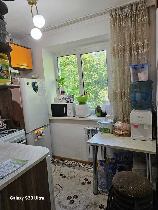 продам 3-х комнатную квартиру