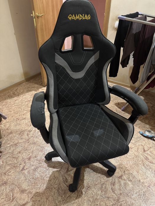 Компьютерное кресло