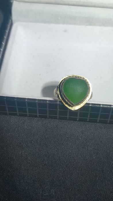 Inel argint cu inima din jad și bufniță gravata