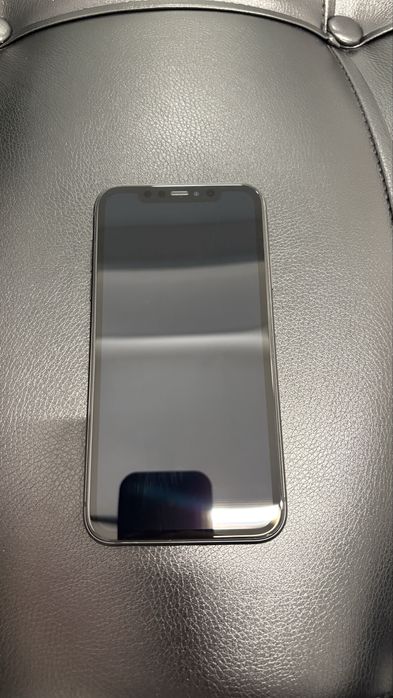 Продам iPhone 11