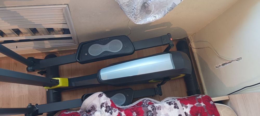 Эллиптический тренажёр